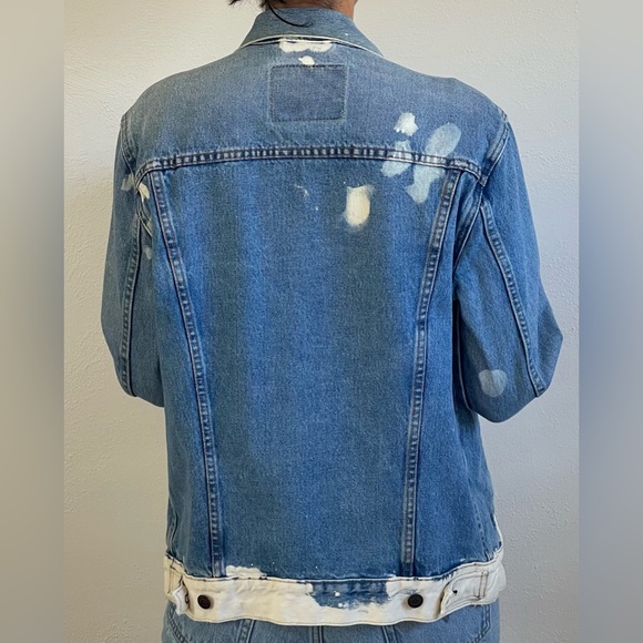 Levi’s Bleached Denim Trucker Jacket Unisex M - Picture 4 of 12